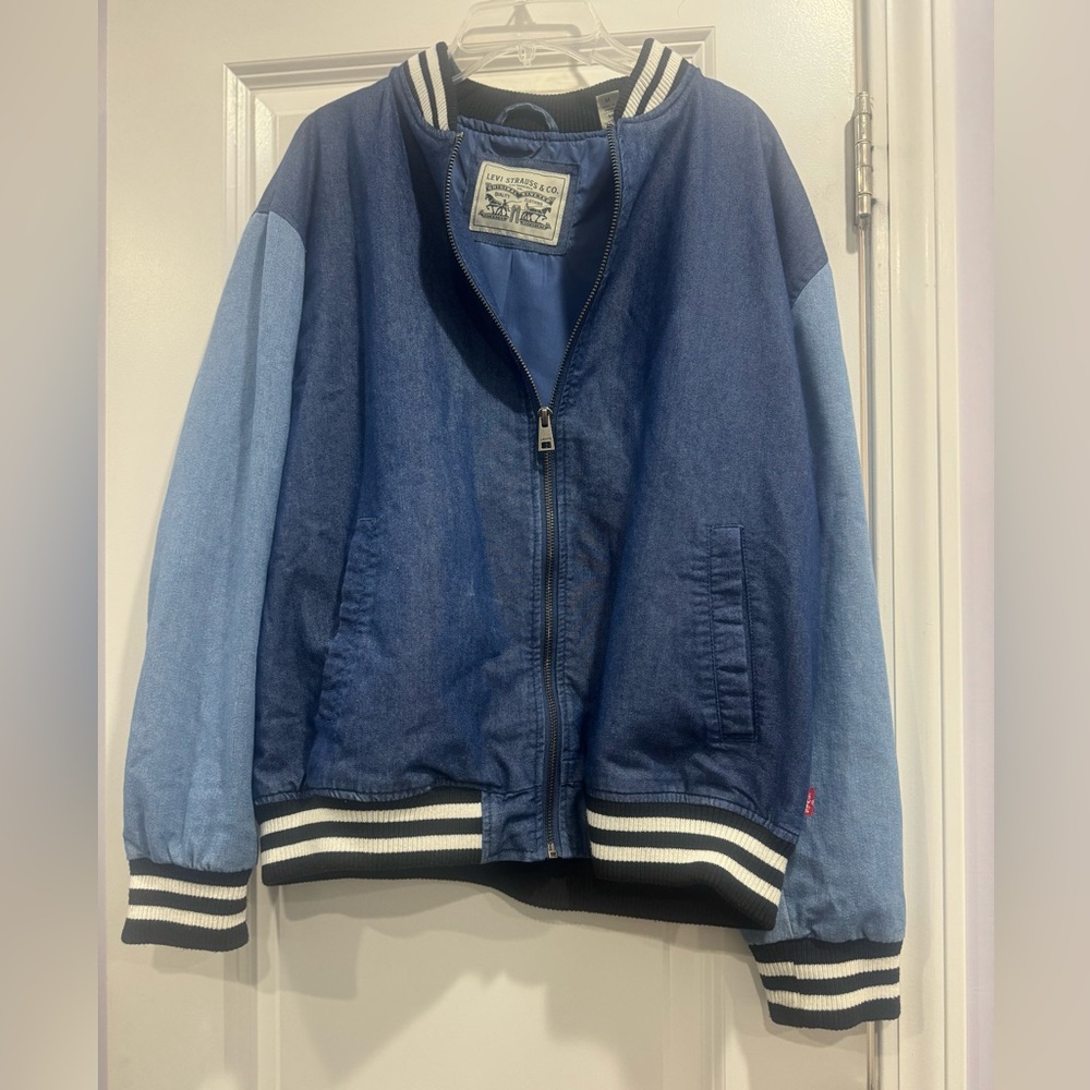 Levi's Varsity Bomber Jacket Soft Shell Women's B… - image 3